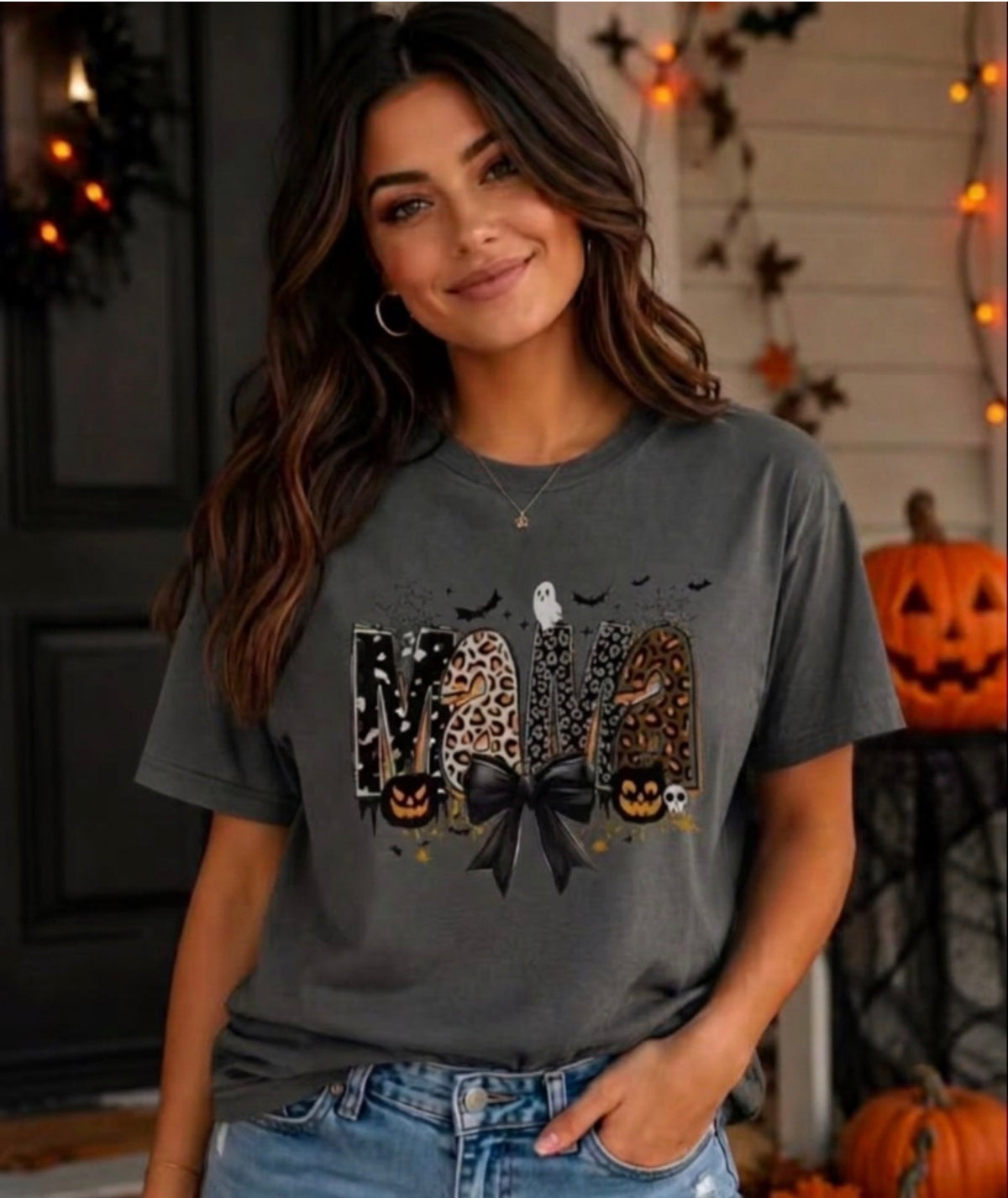 Charcoal Spooky Mama Graphic Tee